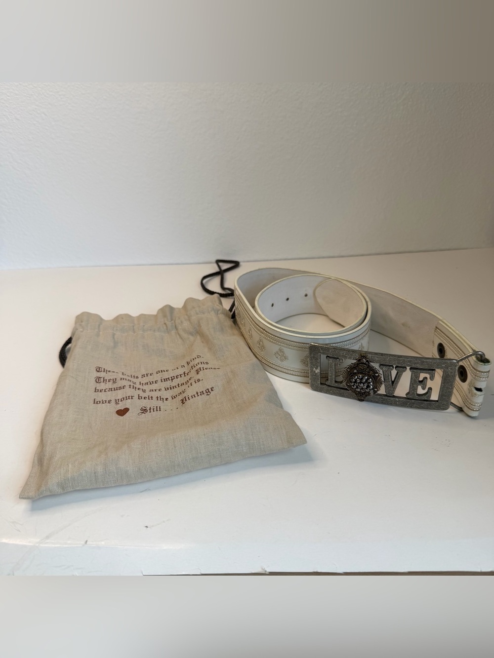 Still Vintage White Leather Embellished Love Belt Size S